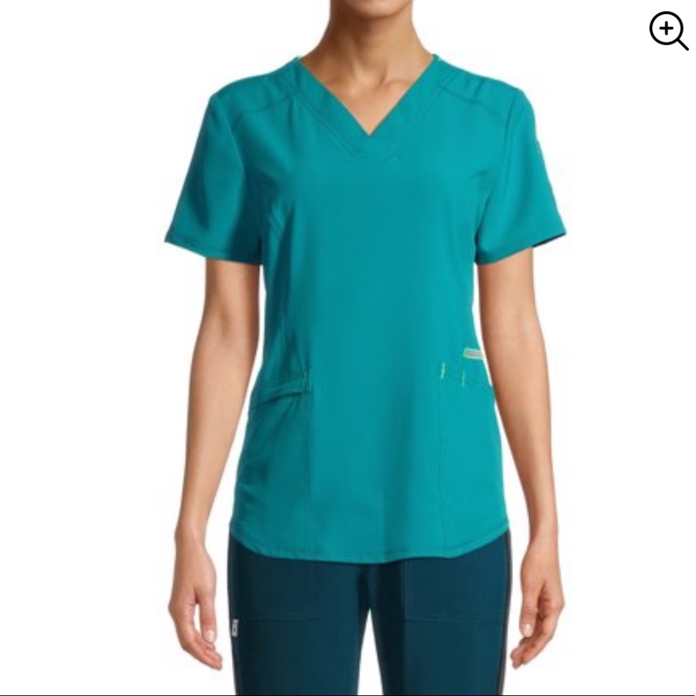 COPY - NWT Scrubstar active v neck scrub top